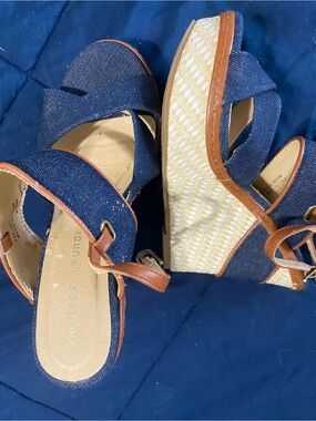 Chinese Laundry Denim Blue Wedge Sandals with Brown Trim